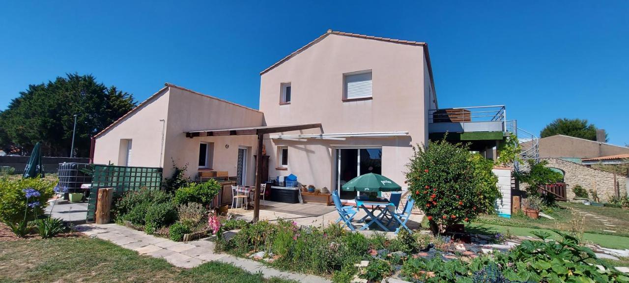 Chambre D'Hote Fleur De Potager Les Sables-dʼOlonne Exteriör bild